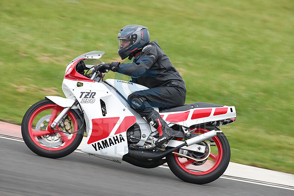 BIKES 2142