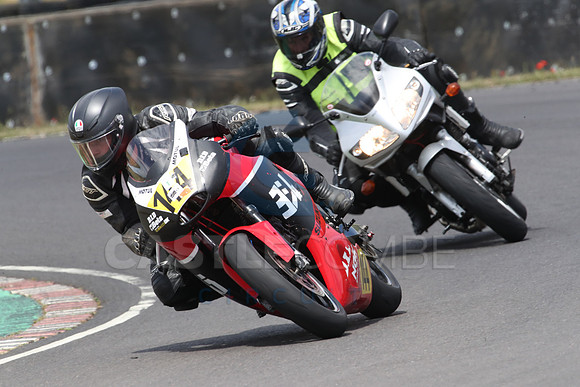 BIKES 1049