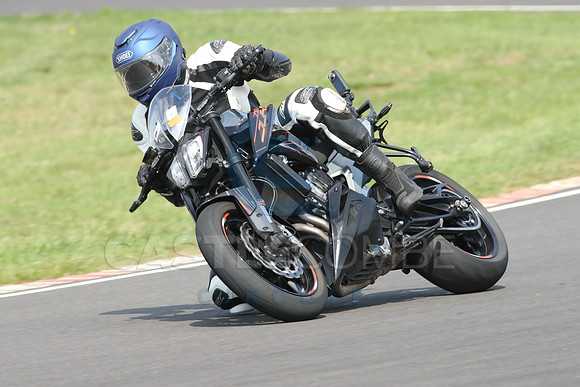 BIKES 0516