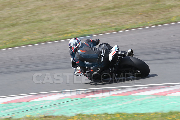 BIKES 1098