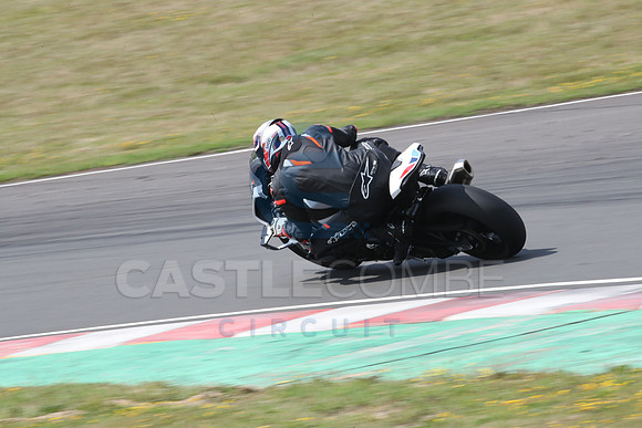 BIKES 1099