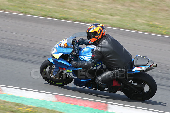 BIKES 1040