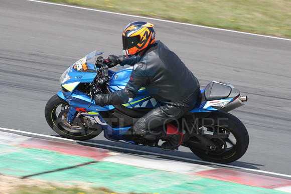 BIKES 1074