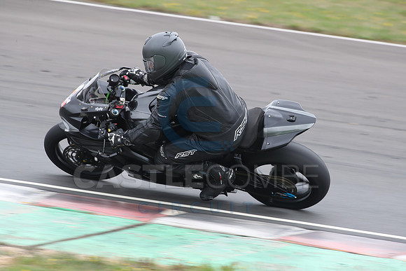 BIKES 1050