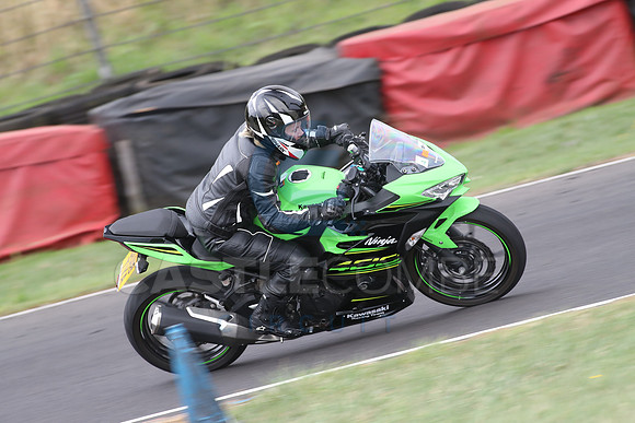 BIKES 1695