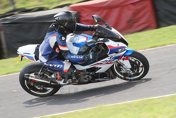 BIKES 1748