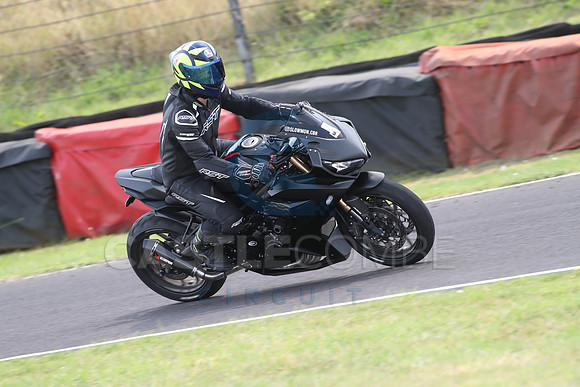 BIKES 1686