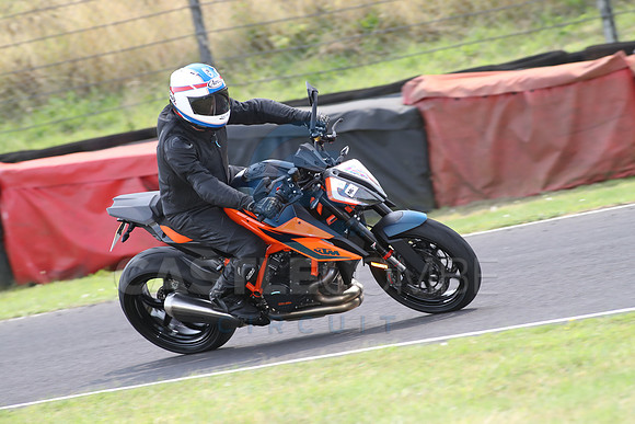 BIKES 1705