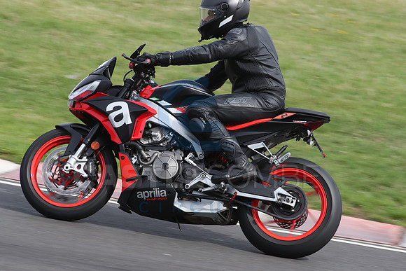 BIKES 2399