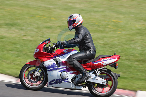 BIKES 2215
