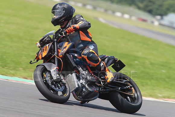 BIKES 1744