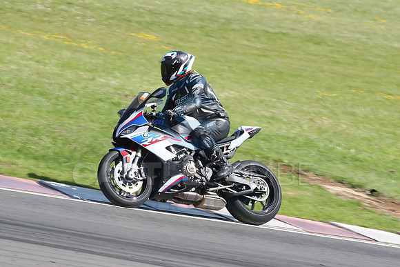 BIKES 2420