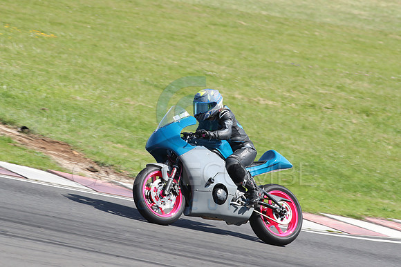 BIKES 2405