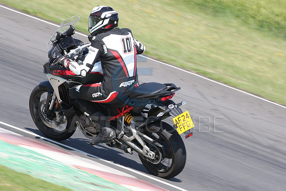 BIKES 2449