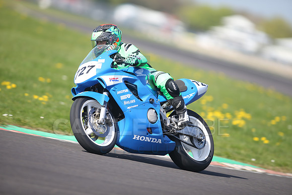 BIKES 1025