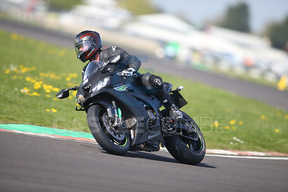BIKES 1040