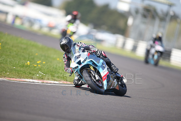 BIKES 1075