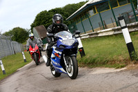 Suzuki GSX R blue n white
