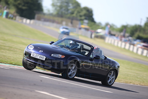 JDM COMBE 0083