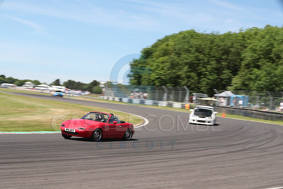 JDM COMBE 0813