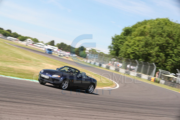 JDM COMBE 0825