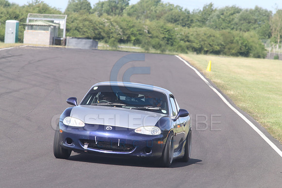 JDM COMBE 5880