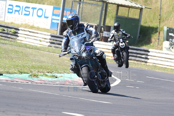 BIKES 1048