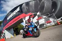 Suzuki GSX R blue