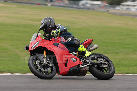 BIKES 0906