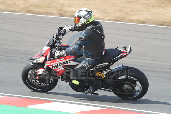 BIKES 1581