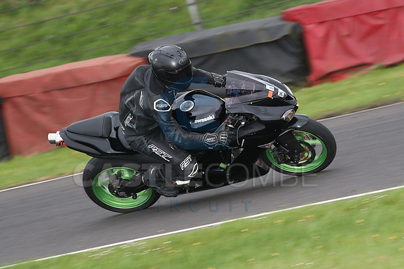 BIKES 1587