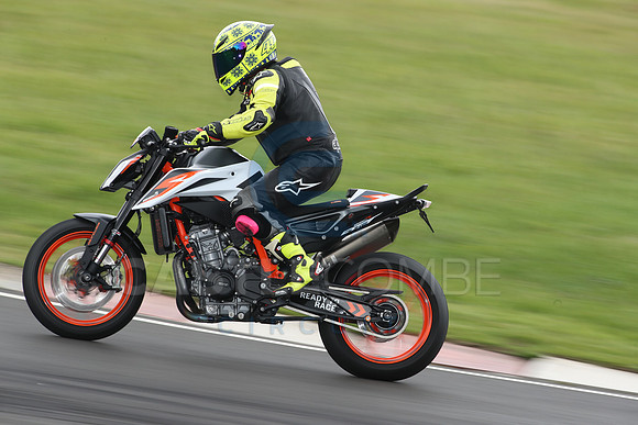BIKES 1589