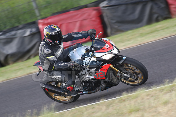 BIKES 1728