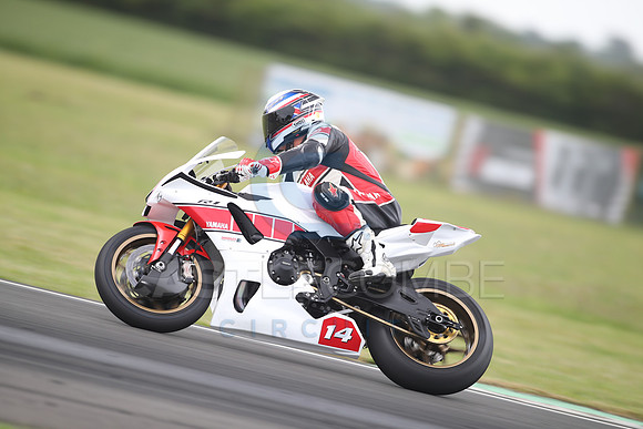 BIKES 1050
