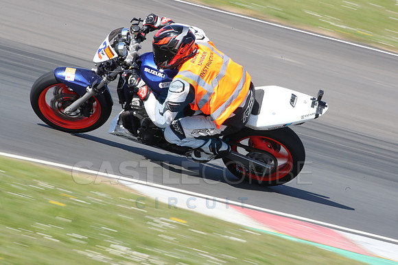 BIKES 1050