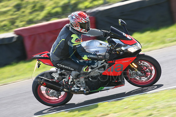 BIKES 1698