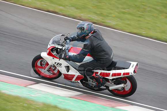 BIKES 2143
